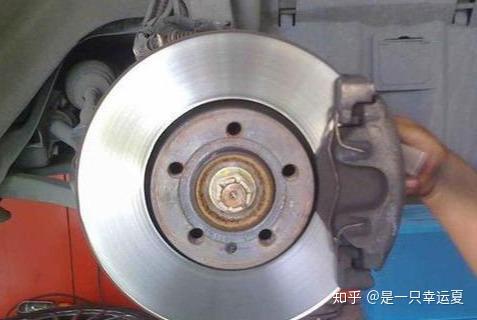 刹车盘多久换一次